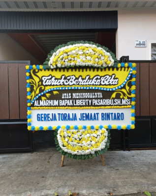 Papan Bunga Duka di Denpasar Barat