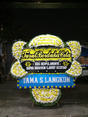 Papan Bunga Duka di Denpasar Barat
